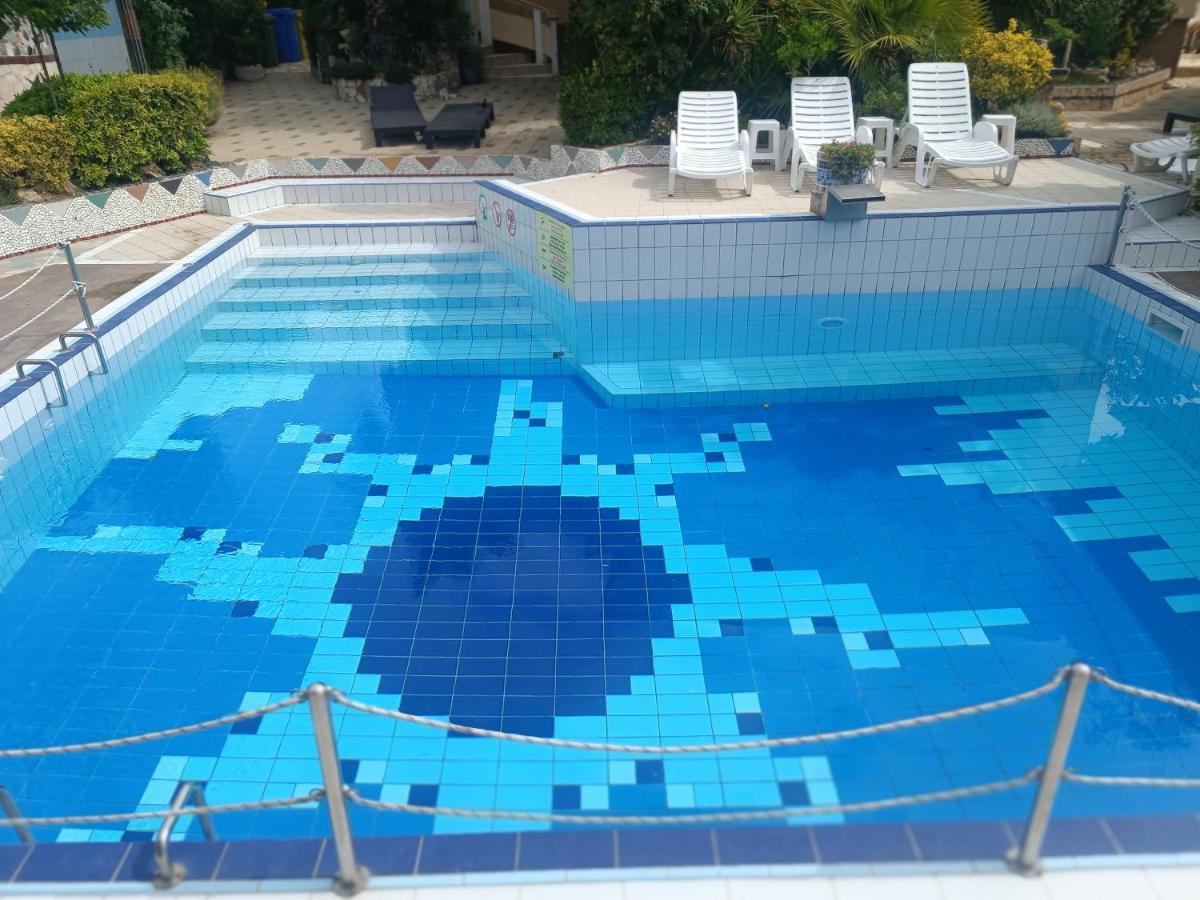 Villa Latina With 6 Apartments And A Shared Pool Вир Экстерьер фото