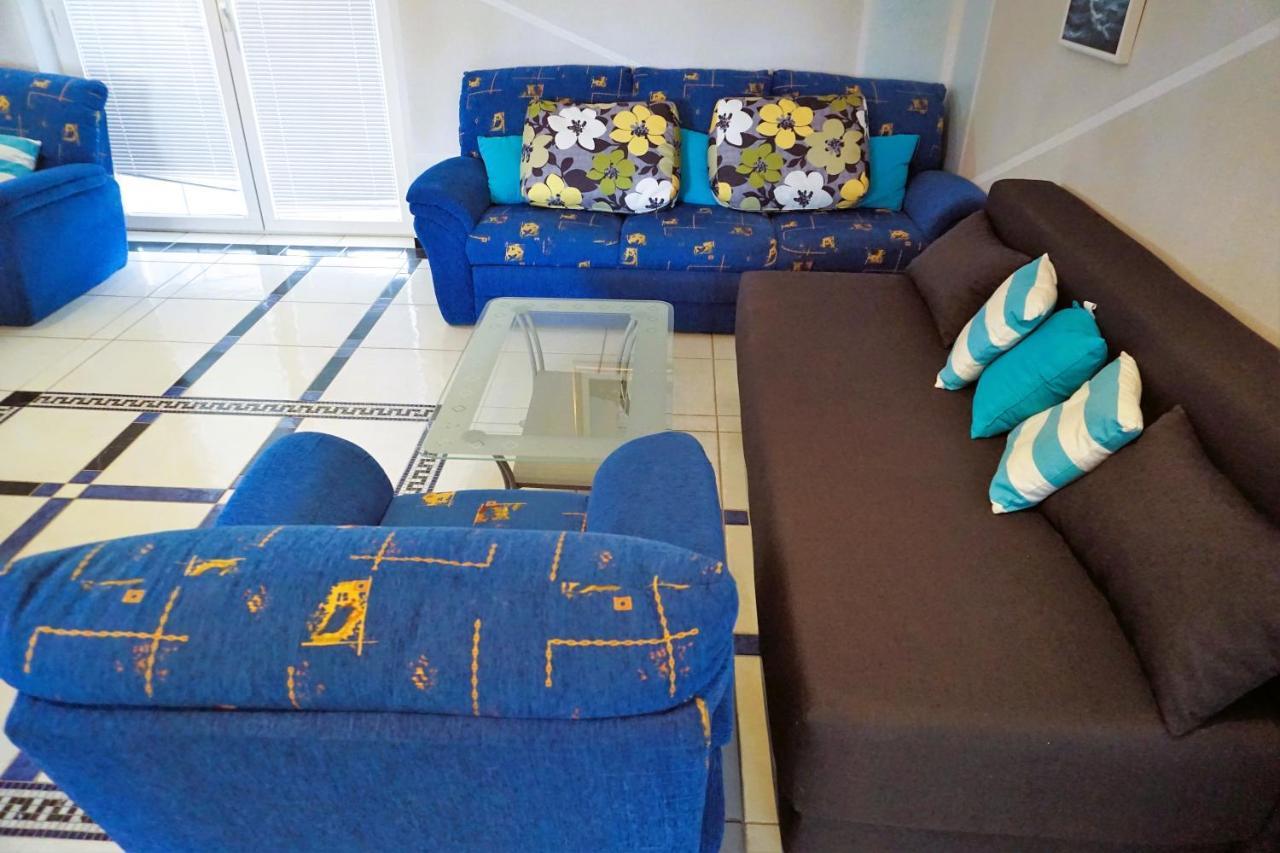 Villa Latina With 6 Apartments And A Shared Pool Вир Экстерьер фото