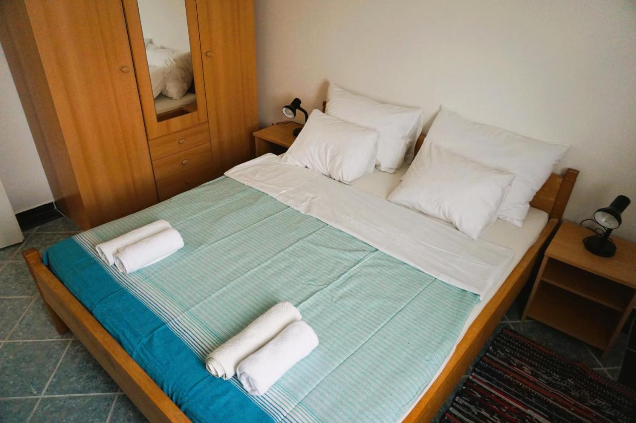 Villa Latina With 6 Apartments And A Shared Pool Вир Экстерьер фото